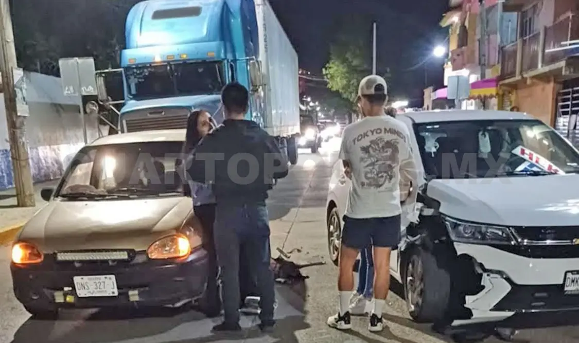 Los vehículos involucrados terminaron con daños en su carrocería. Juan Orel / CP