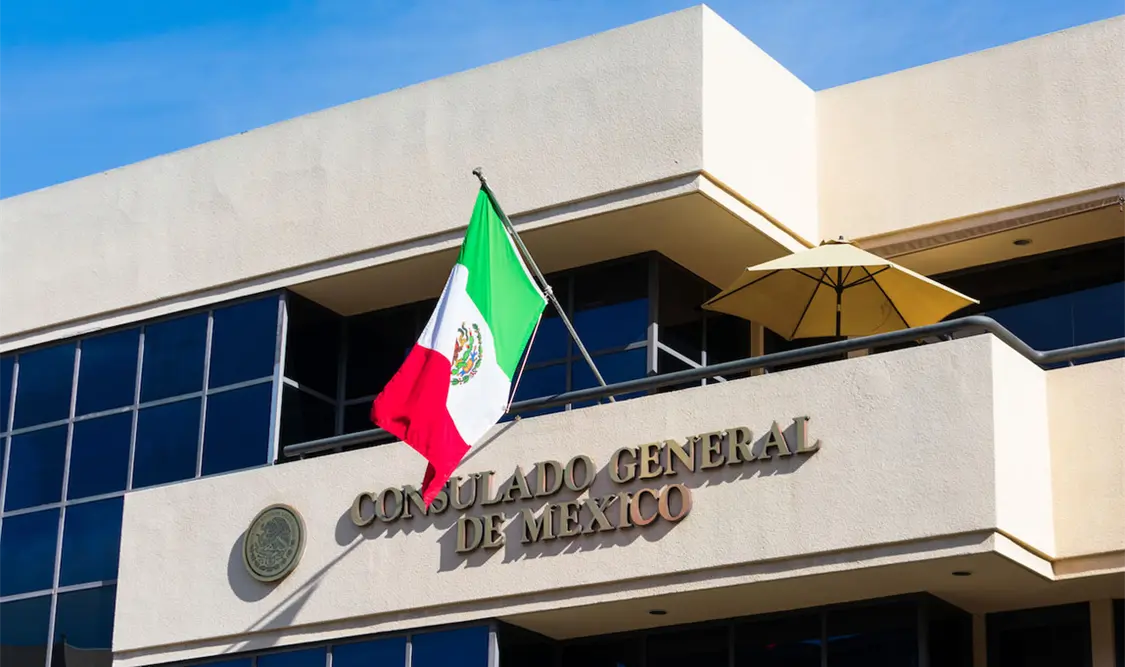 Connacionales en EU tienen derecho a visita consular