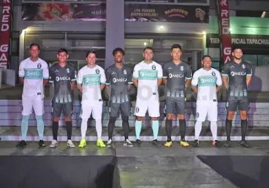 Presentan uniformes para la Temporada 25-26