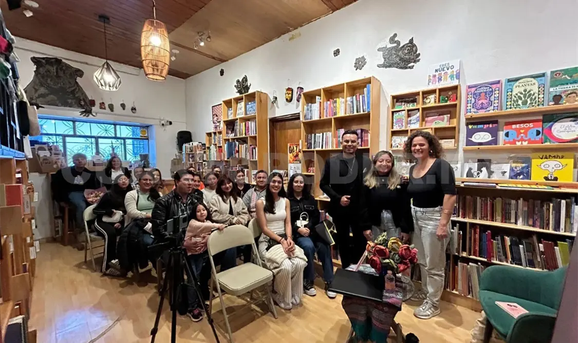 Compartieron lecturas en voz alta y reflexiones que despertaron emociones entre los asistentes. Foto.Cortesía