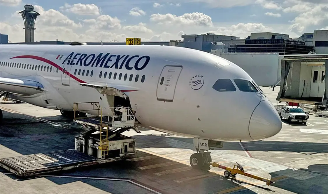 En 2023 AMLO decidió reubicar el transporte de carga del aeropuerto capitalino al AIFA. Cortesía