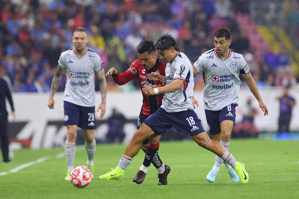 Consigue empate agónico el Cruz Azul