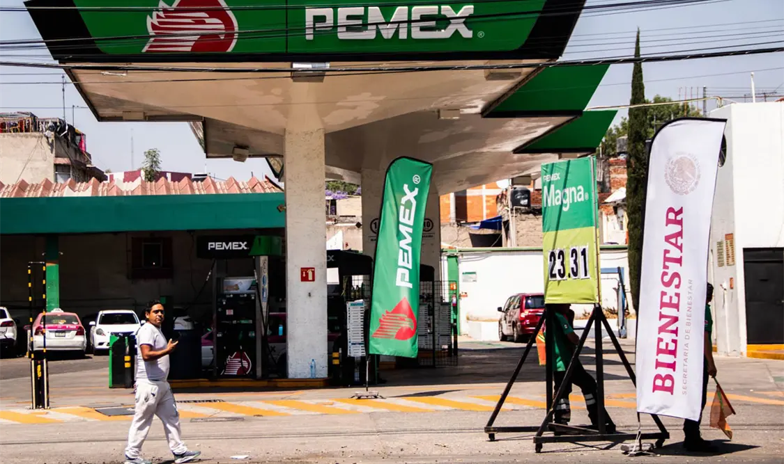 Iván Escalante evita hablar de morenistas que pidieron no sancionar gasolineras y hoteles “fifí”. Cortesía