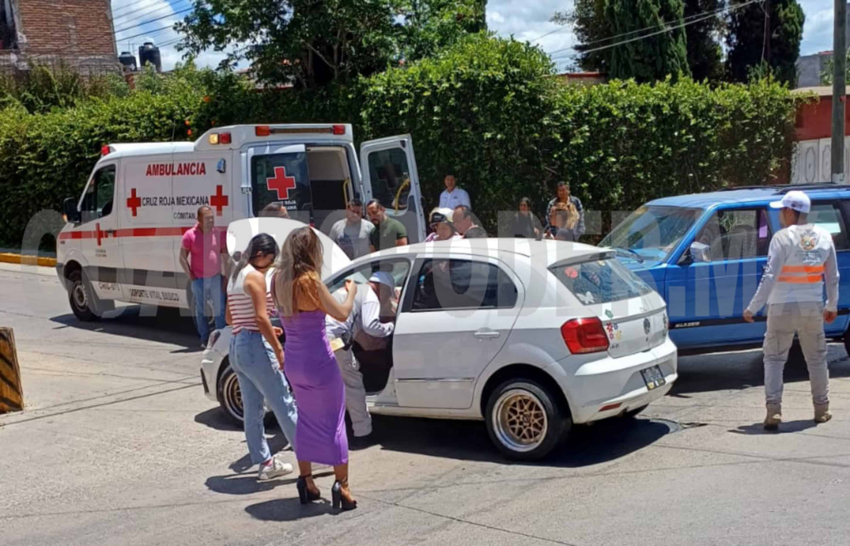 Una lesionada en choque en transitada avenida