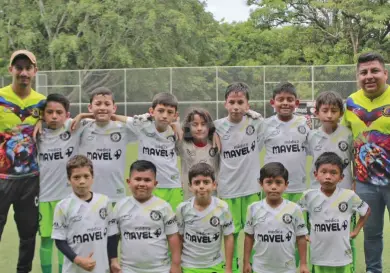 Leones de Tuxtla logra histórico tricampeonato