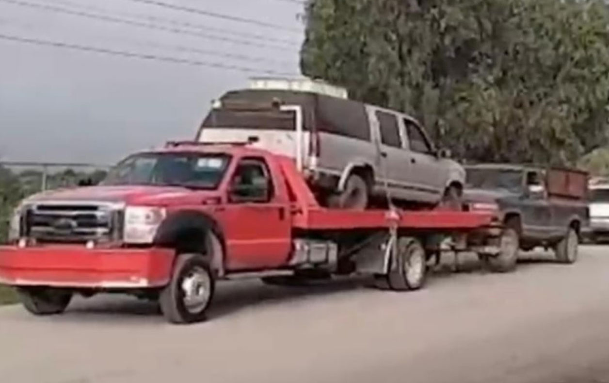 Aseguran camionetas utilizadas para huachicol