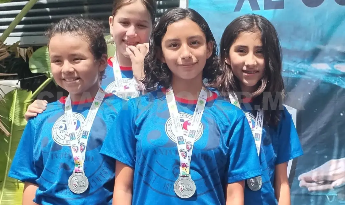 Podios para la selección infantil de El Delfín de Chiapas en la XL Copa Maya de Natación, celebrada en Mérida. Cortesía