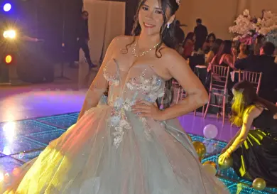 La fiesta de Sharon