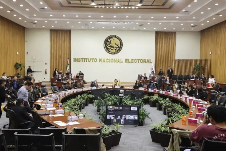 Suman cuatro renuncias en áreas directivas del Instituto Nacional Electoral. Cortesía