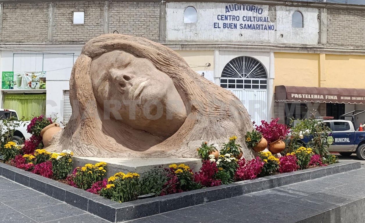 Critican estatua titulada “Sueño en primavera”