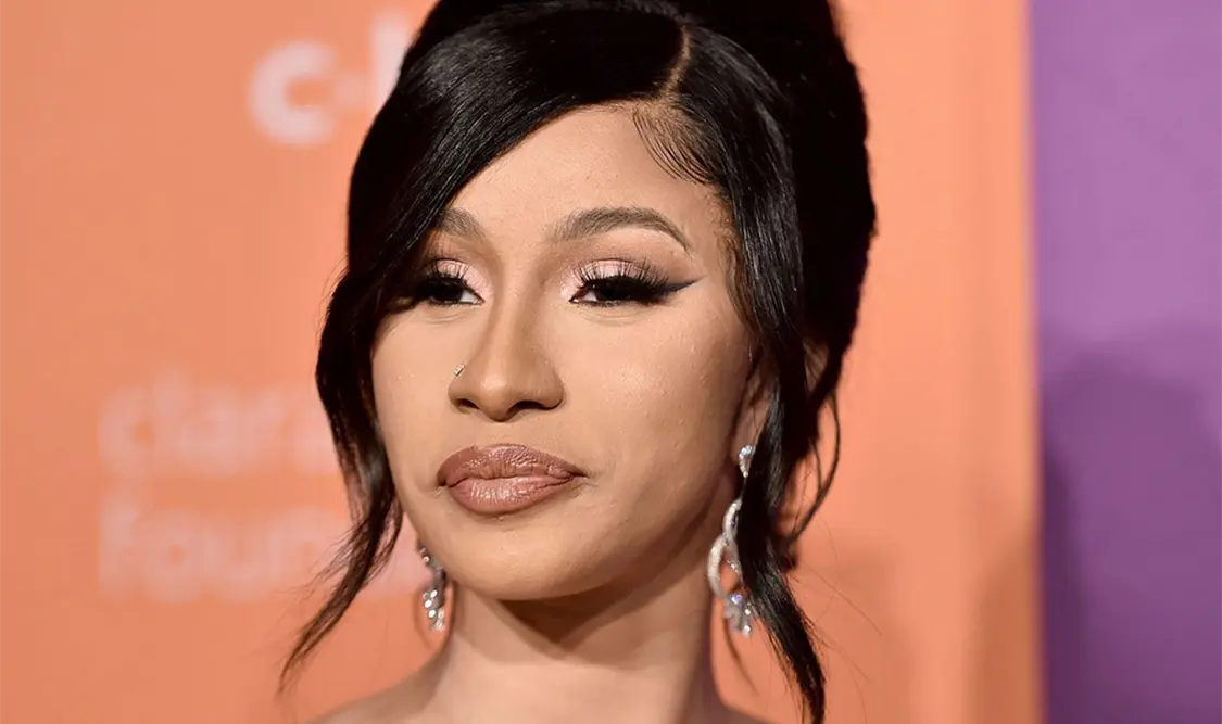Cardi B enfrenta demanda de fan