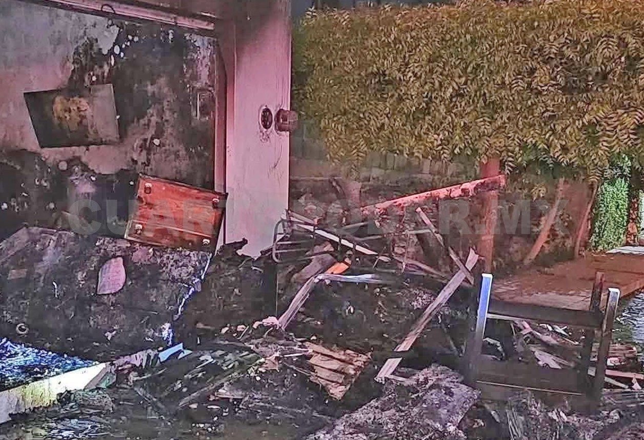 Cargador conectado provoca siniestro en inmueble