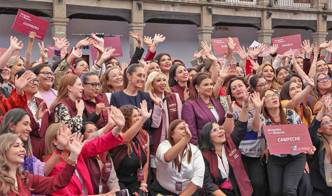 El programa Abogadas de las Mujeres también prevé que cada estado cuente con al menos cinco abogadas adscritas al programa. Cortesía