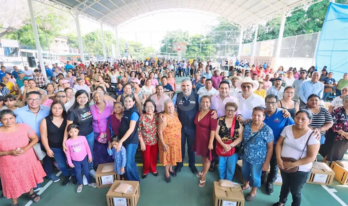 El DIF Tuxtla reafirma su labor cercana a la comunidad. Cortesía
