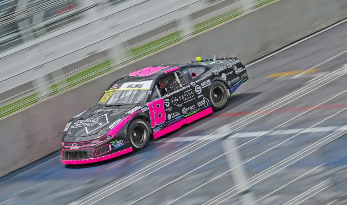 Salinas clasificó a los Playoffs, para contender con otros diez pilotos por el campeonato. Cortesía