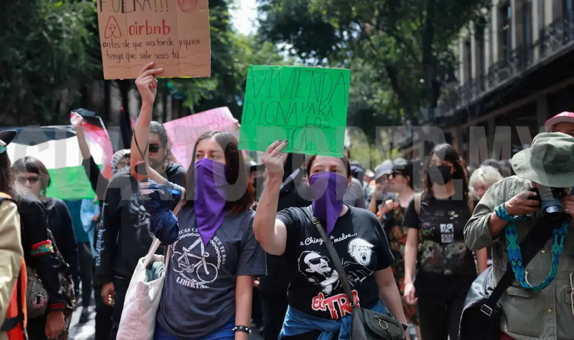 Tercera marcha contra gentrifiación con “saldo blanco”
