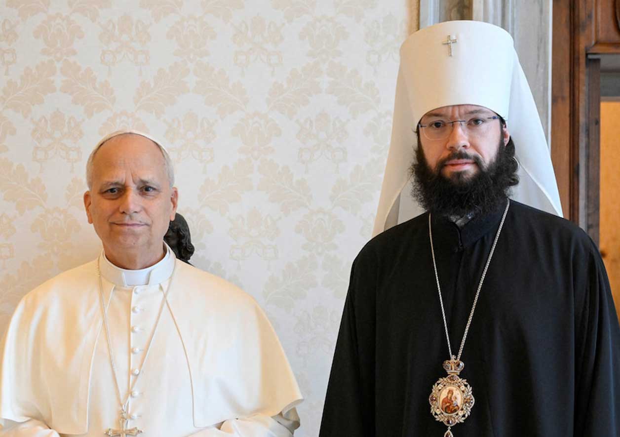Papa recibe a jefe de la Iglesia ortodoxa rusa