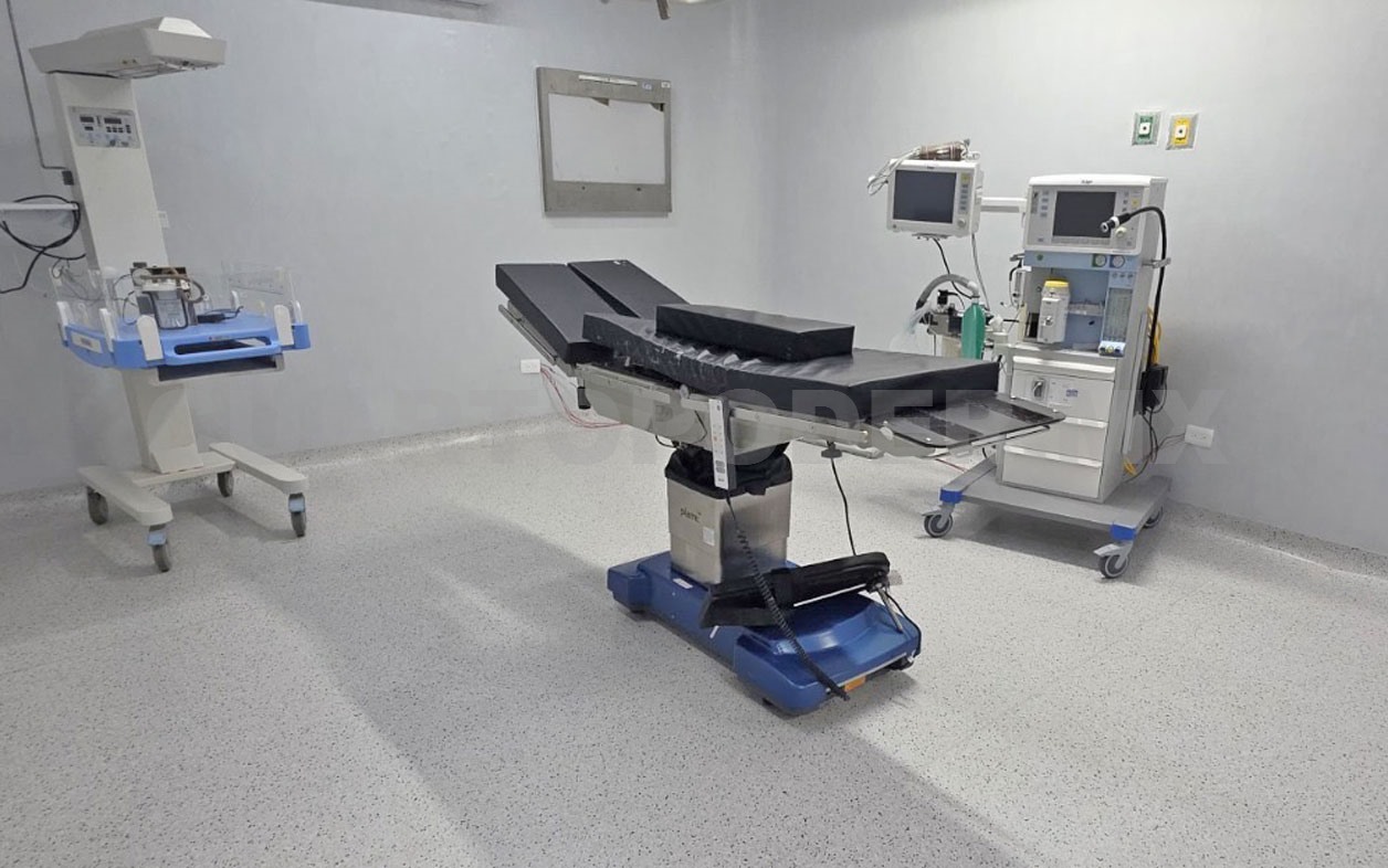 Modernizan quirófanos del Hospital “Roberto Nettel”