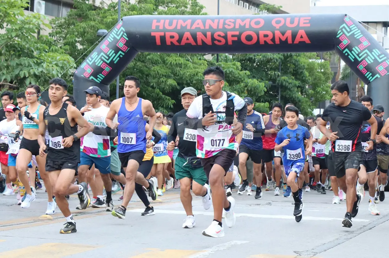 Miles corren por una mejor vida en Tuxtla