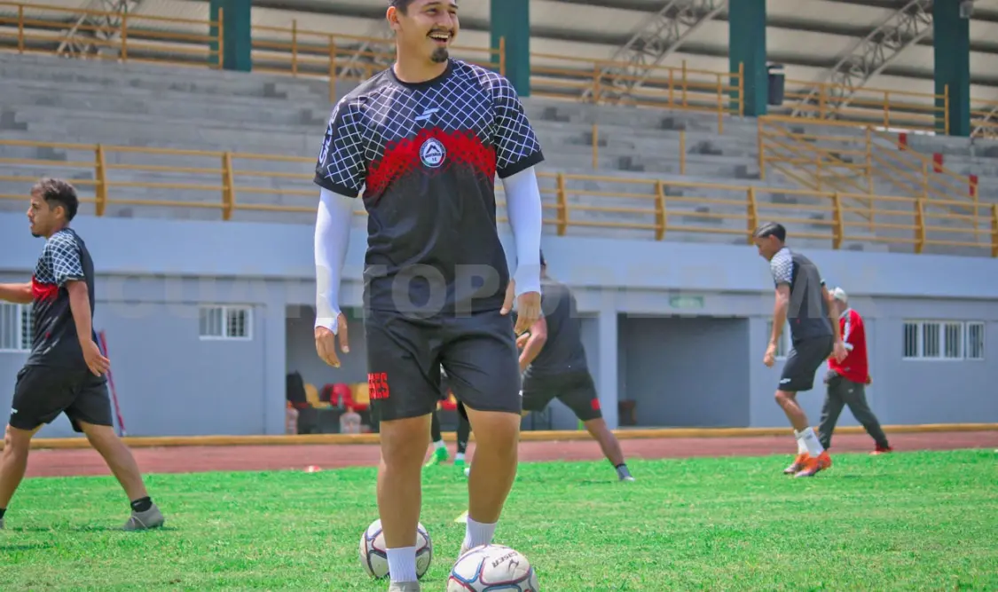 Los chiapanecos Madariaga, Patjane y Espinosa, refuerzos del Montañeses FC. Cortesía