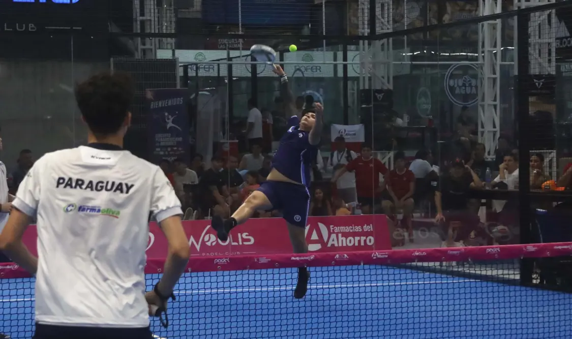 Los paraguayos Liam Espinoza y Pierre Petit terminaron con el reinado de los argentinos Ramiro Videla y Santiago Tuninetti. Carlos López/CP