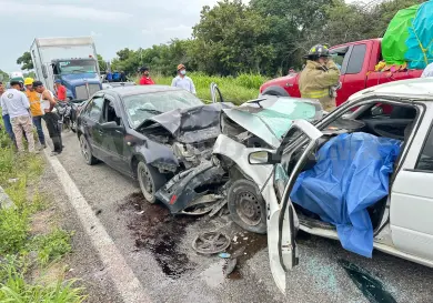 Fallece una persona en encontronazo frontal