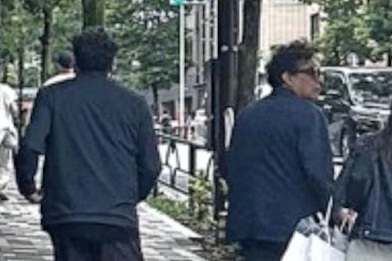 Revelan nuevas imágenes del hijo de AMLO en Tokio