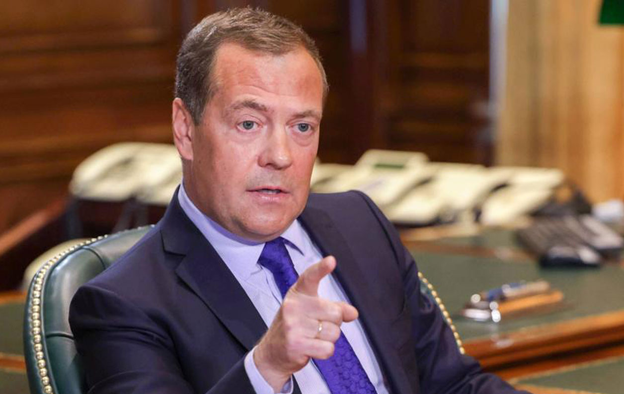 Dmitri Medvédev reacciona a advertencia
