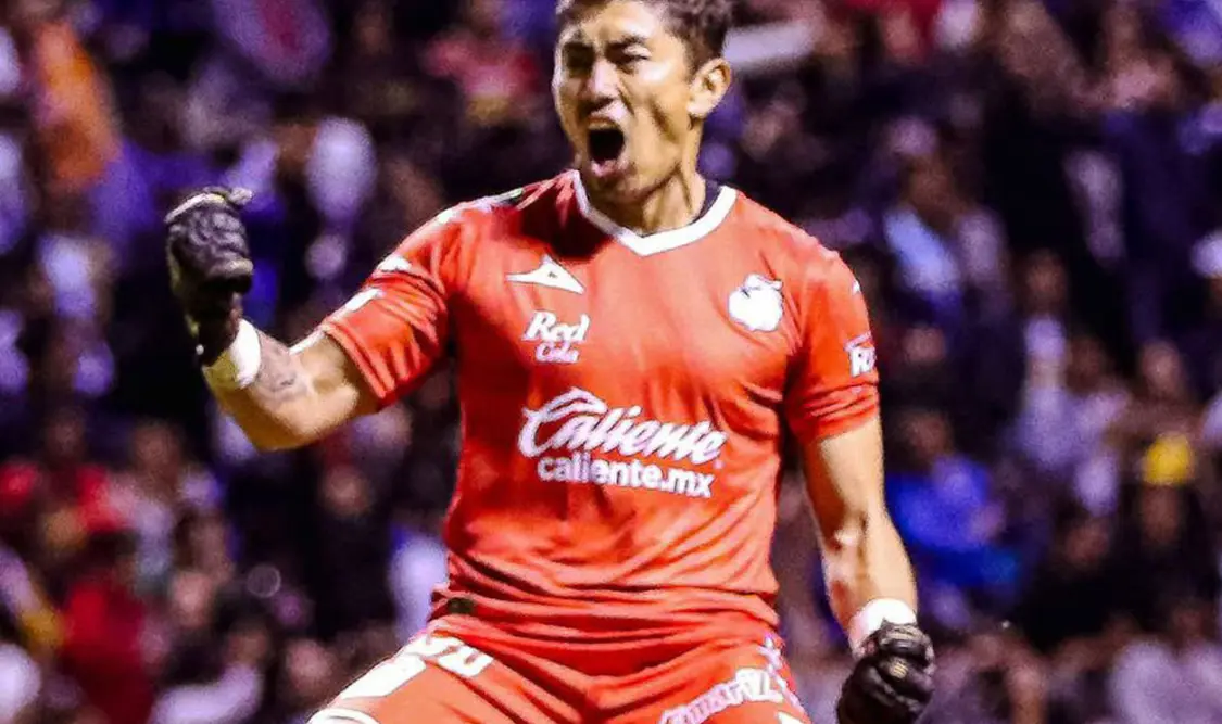 Jesús “Araña” Rodríguez volvió al arco titular del Puebla, después de más de un año sin jugar en Liga MX. Cortesía