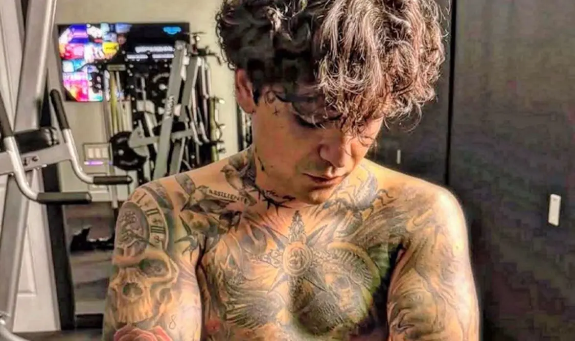 Ángela y Nodal presumen vida fit