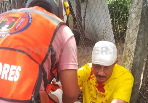 Chofer de mototaxi queda ensangrentado tras impacto