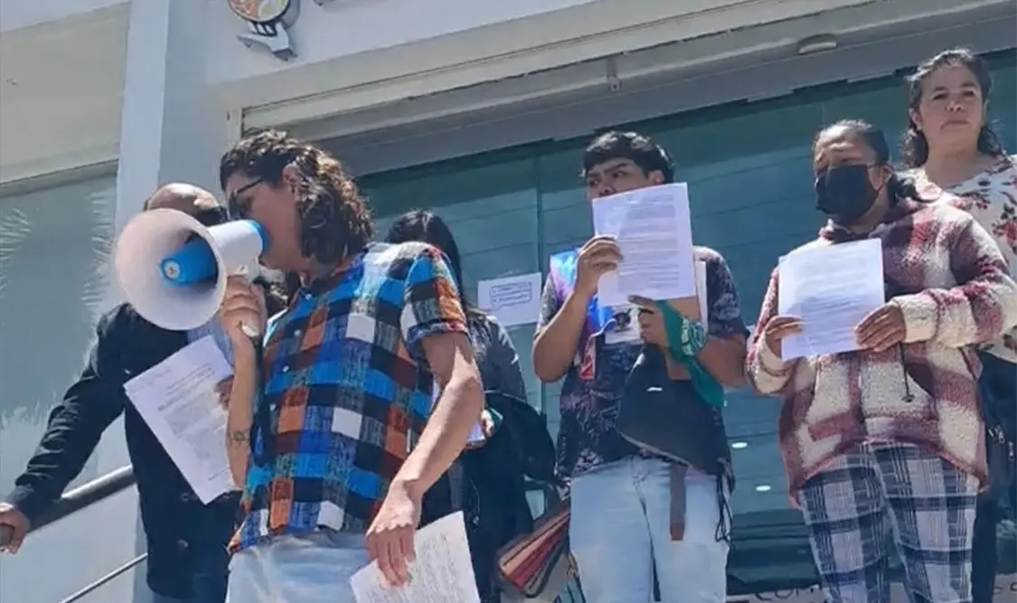 La comunidad migrante busca reunir al menos cinco mil dólares para contratar a un abogado. Cortesía