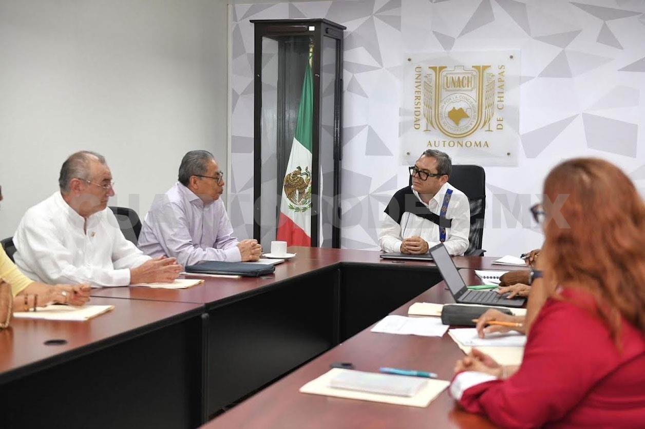 Instalan comité de foros de Socialización