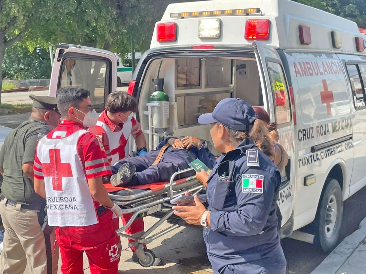 Le da un preinfarto mientras iba en su motocicleta