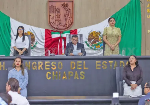 Medalla Rosario Castellanos para Natalio Hernández