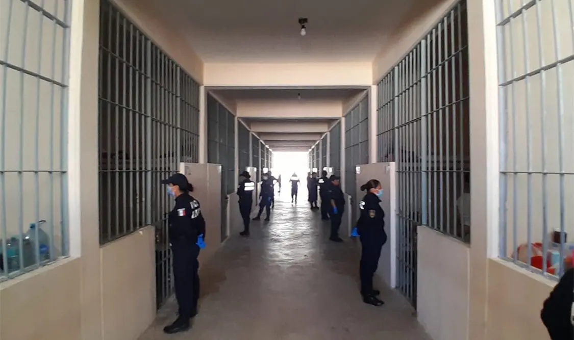 Combaten extorsión desde el interior de los penales