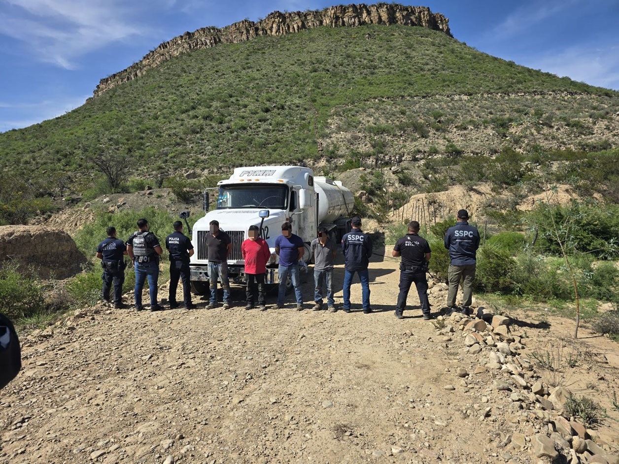 Detienen a cinco por huachicol
