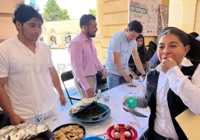 Realizan Feria de Hongos Silvestres