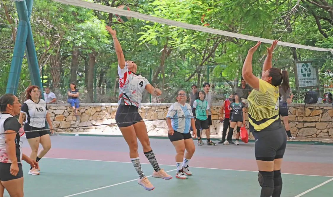 Los equipos femeniles tratarán de sumar puntos importantes en la jornada sabatina. Alan Pola/CP