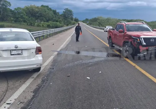 Encontronazo en vía; solo hubo daños materiales
