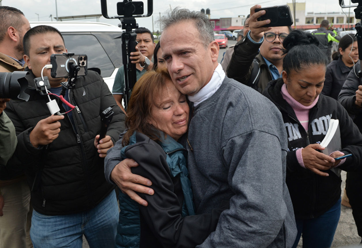 Absuelven a Israel Vallarta tras casi 20 años preso