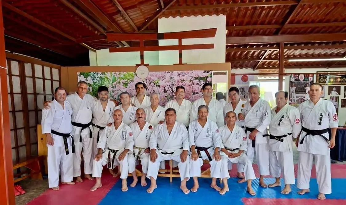 Instructores y practicantes de diferentes estados se reunieron para perfeccionar el estilo Shito-Ryu y fortalecer la comunidad karateca. Cortesía