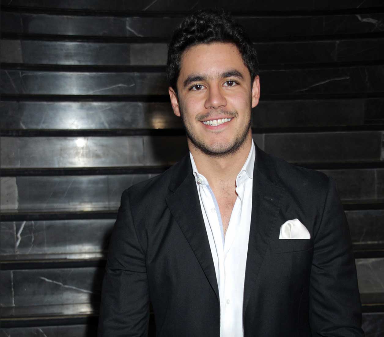 Eduardo Capetillo Jr. explora el tumbado