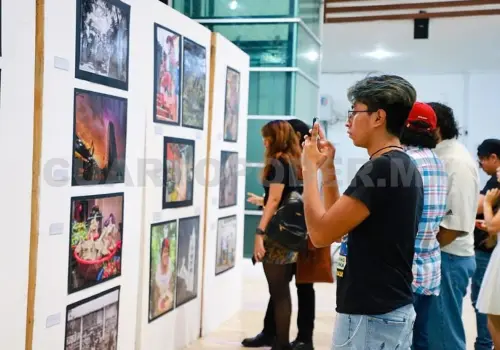 Premian a ganadores de concurso