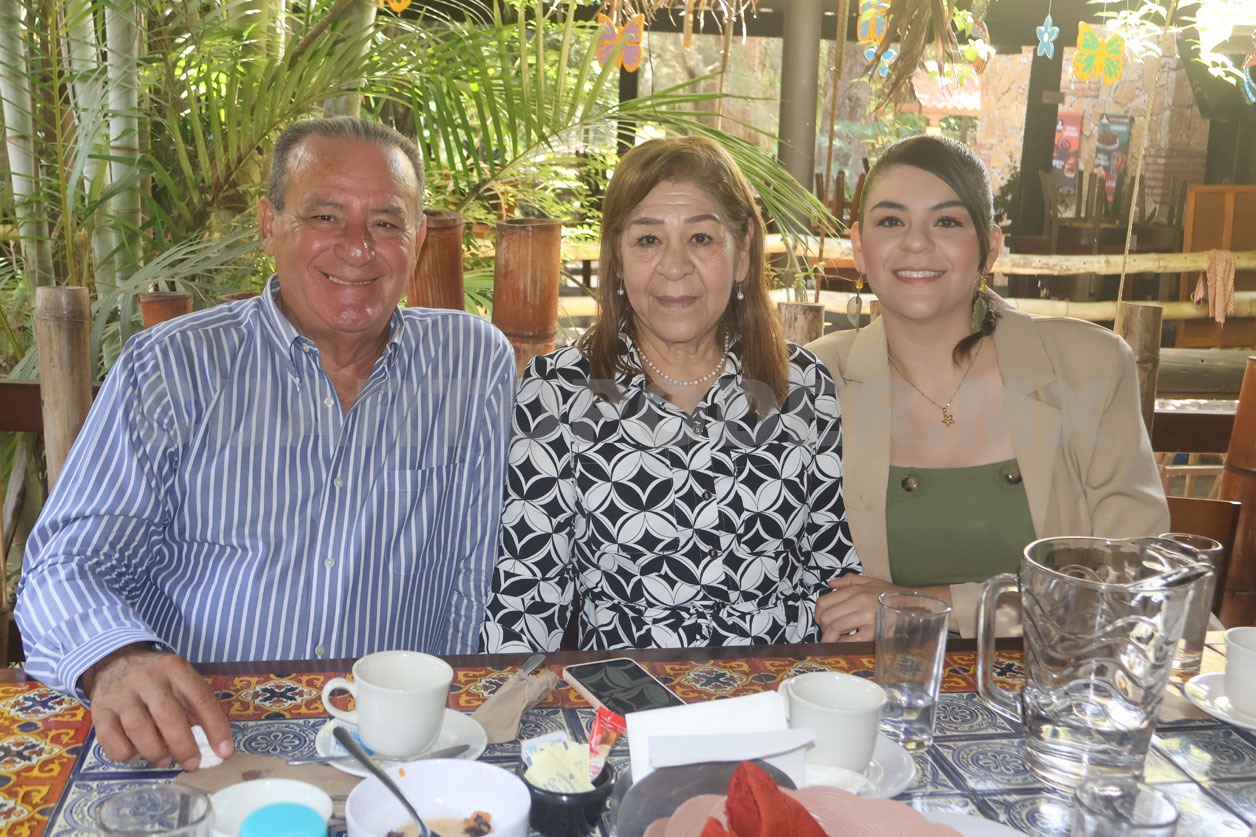 Luz cumplió 60 años