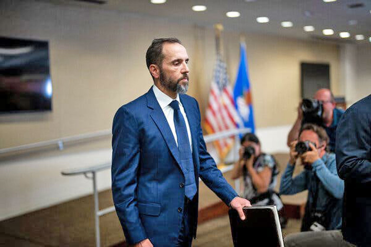 Investigan a exfiscal Jack Smith