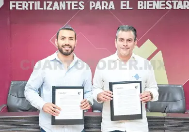 Encabeza Yamil firma de Convenio de Fertilizantes