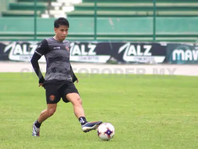 Un ensayo más en el Víctor Manuel Reyna