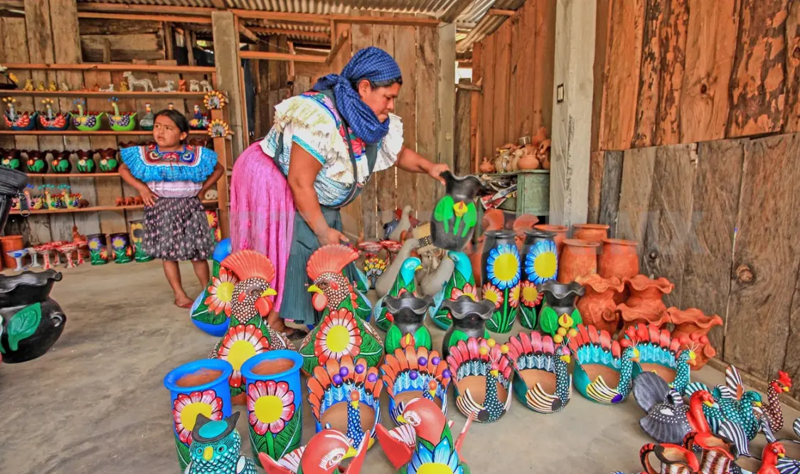 Un éxito la Feria del Barro en Amatenango