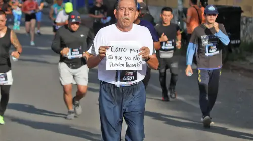 Atletas conectan con la vida en Tuxtla